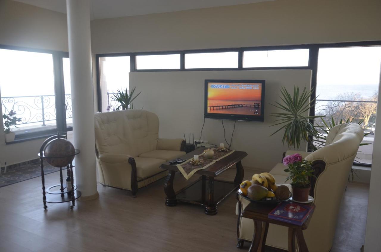 Ashram Hotel Πριμόρσκο Εξωτερικό φωτογραφία