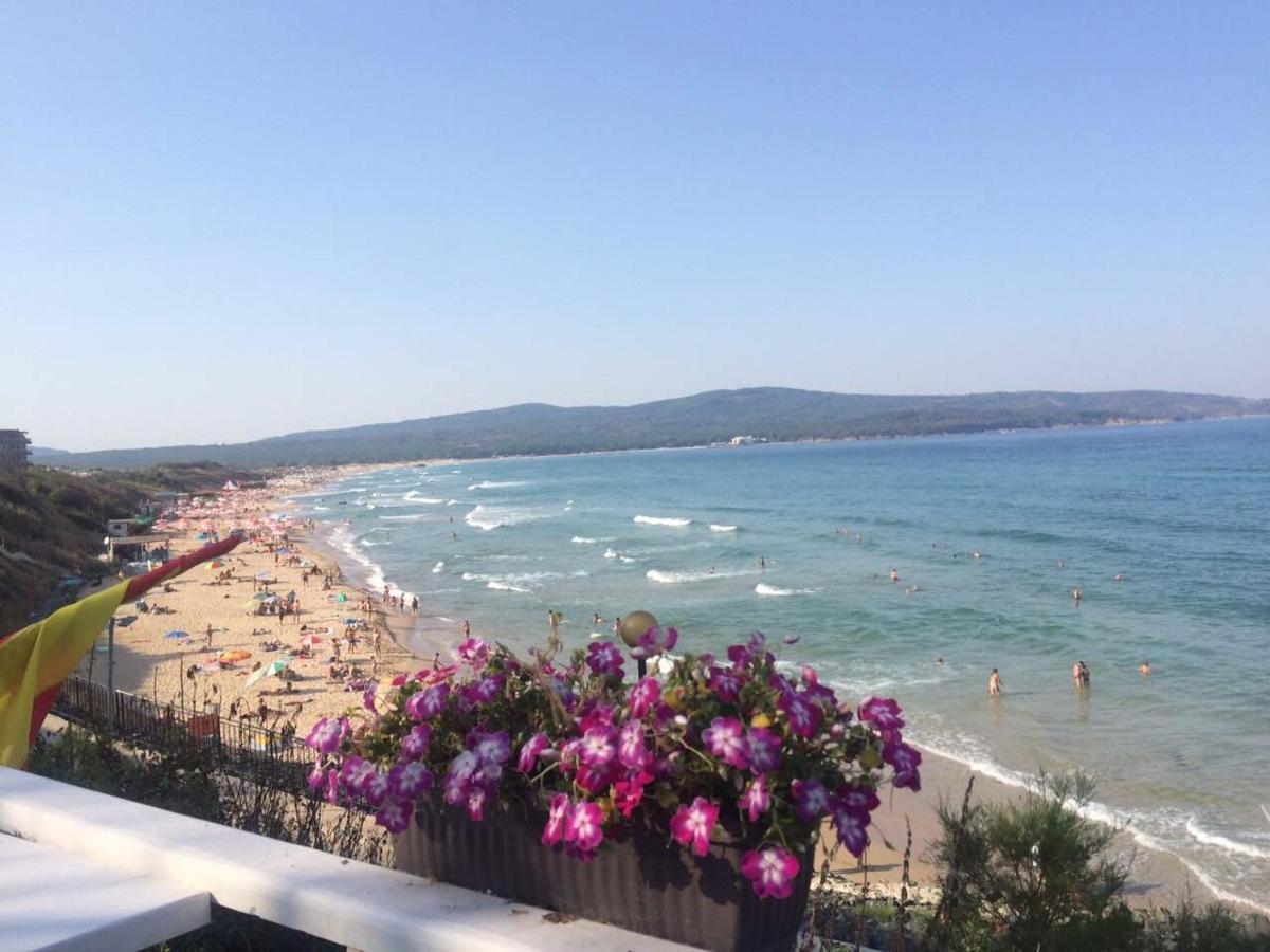 Ashram Hotel Πριμόρσκο Εξωτερικό φωτογραφία