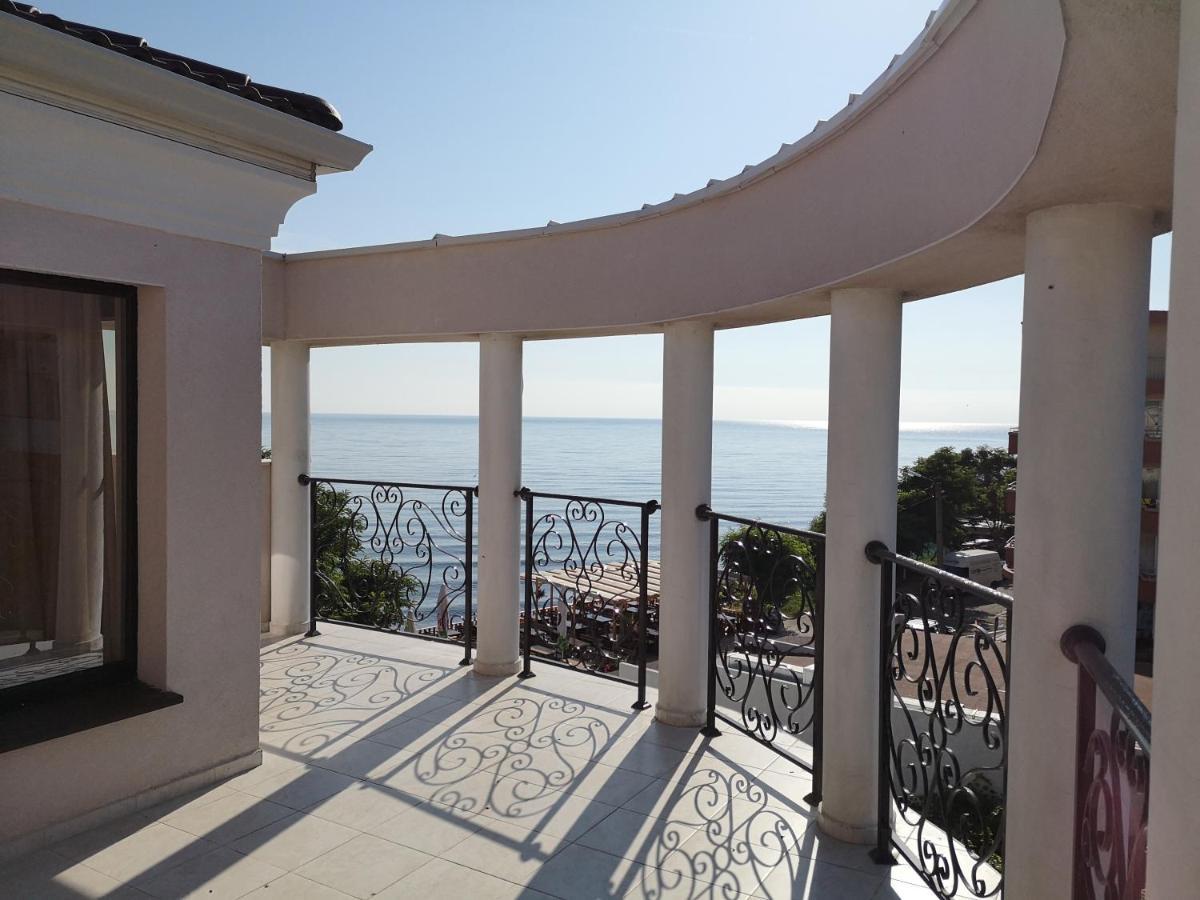 Ashram Hotel Πριμόρσκο Εξωτερικό φωτογραφία